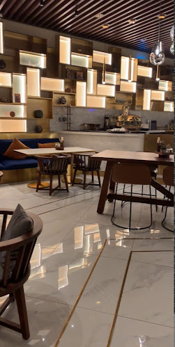 Fashion Avenue, The Dubai Mall - 2F - Financial Ctr St - Dubai