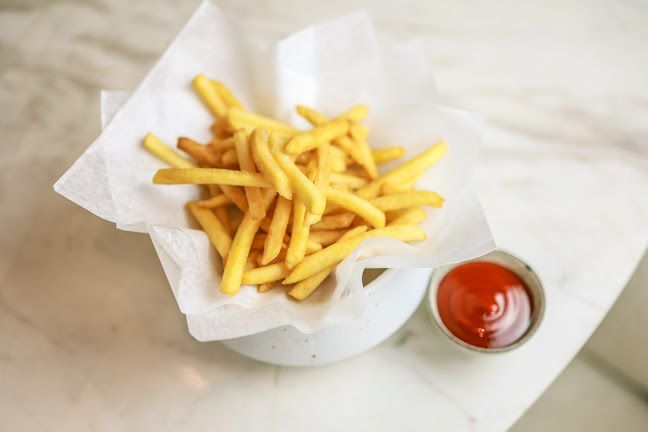 Opinii despre Oii Restaurant & Cafe în Abu Dhabi - Hospitality and gastronomy