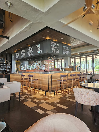 DRIFT Seafood and Kitchen Bar - Hospitality and gastronomy