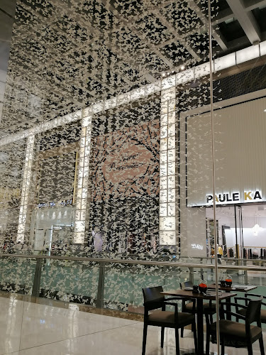 fashion Avenue First Floor, Dubai Mall Star Atrium - Gate 6 - Burj Khalifa - Dubai