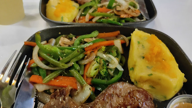 Opinii despre The Big Mama (Al Warqa) în Dubai - Hospitality and gastronomy