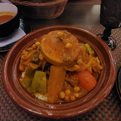 Comentarii opinii despre Ishtar Yas Marina