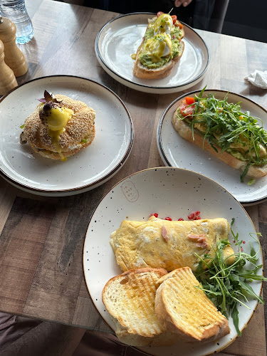 Opinii despre iBakery Cafe în Sharjah - Hospitality and gastronomy