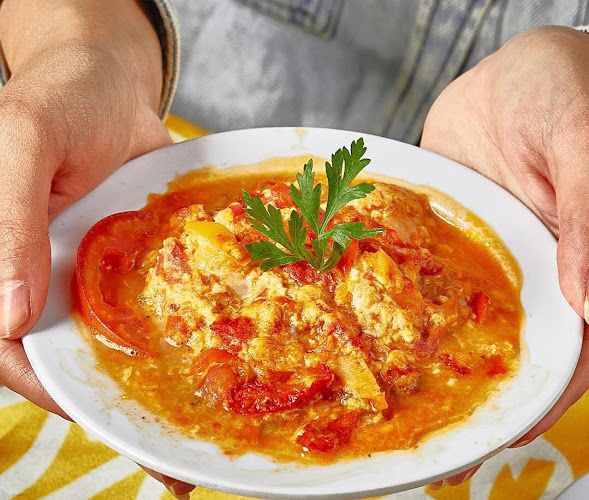 Huna Cairo Cafeteria - Abu Dhabi