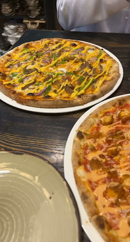 Opinii despre Pizza Di Rocco - Al Ain în Abu Dhabi - Hospitality and gastronomy