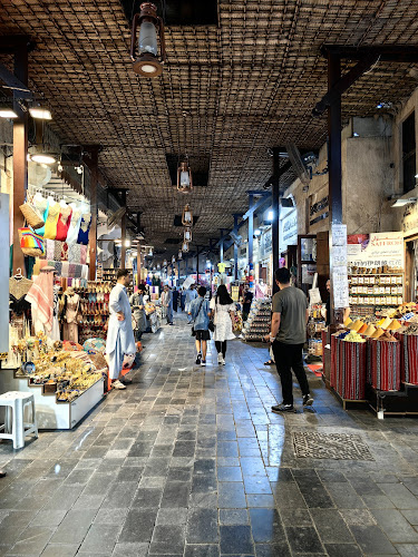 Opinii despre Grand Souq DEIRA (السوق الكبير ديرة) în Dubai - Hospitality and gastronomy