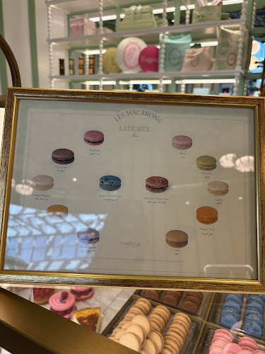 Ladurée - Hospitality and gastronomy