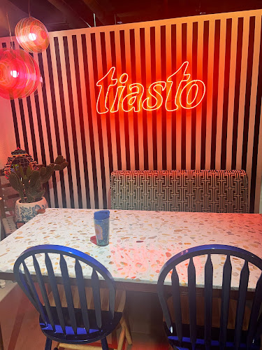 Comentarii opinii despre Tiasto Restaurant