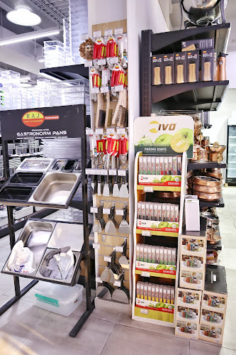 Opinii despre Khiara Traders în Dubai - Hospitality and gastronomy