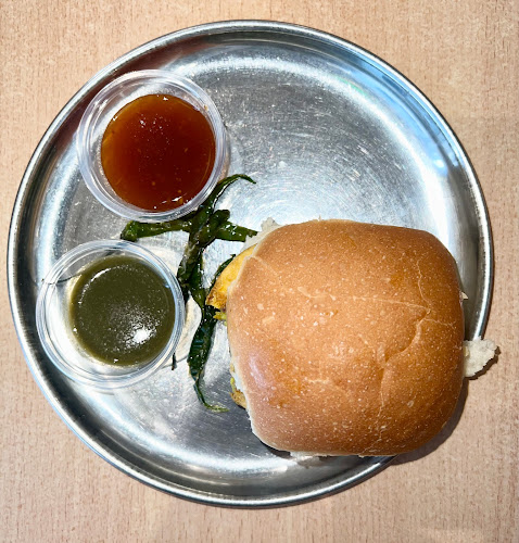 Bin Hindi Building - Damascus Road - Dubai