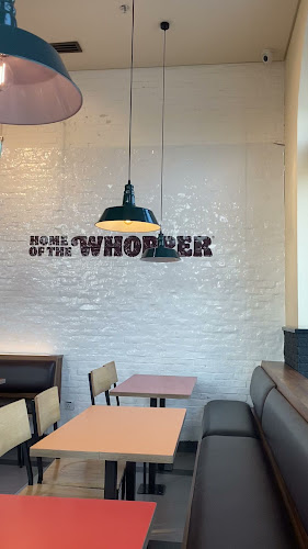 Opinii despre Burger King - Arabian Ranches în Dubai - Hospitality and gastronomy