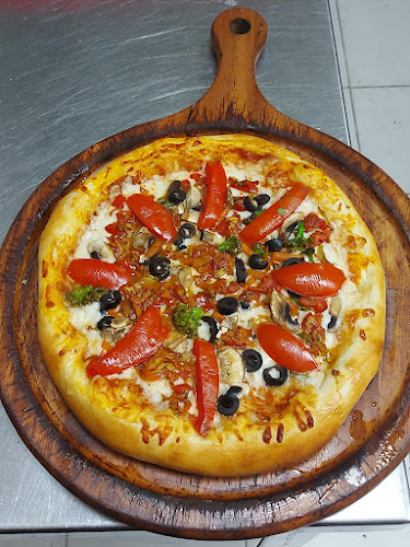 دبليو كافيه السياحي