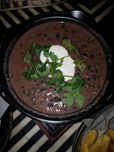 Comentarii opinii despre 7 Elephants