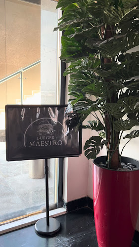 Opinii despre Burger Maestro în Dubai - Hospitality and gastronomy