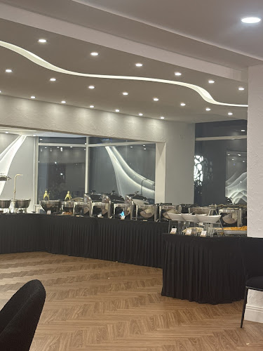 Opinii despre Bayt Al Shawaya Restaurant مطعم بيت الشواية în Abu Dhabi - Hospitality and gastronomy