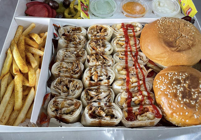 Opinii despre Rukh Al Shawerma Cafateria în Ras Al-Khaimah - Hospitality and gastronomy