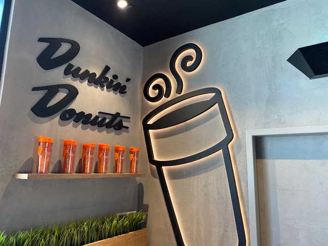 Dunkin' - Hospitality and gastronomy