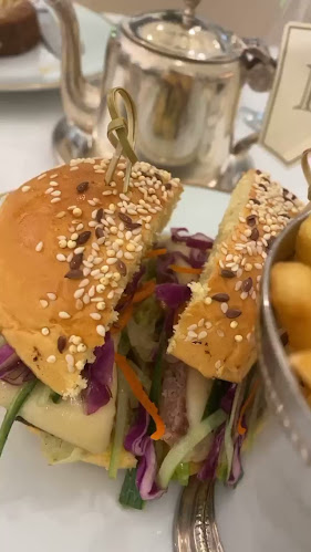 Opinii despre Ladurée Dubai Mall Extension în Dubai - Hospitality and gastronomy