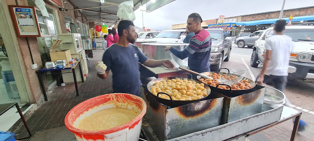 85G9+97G - طريق دباء - Ras Al Khaimah