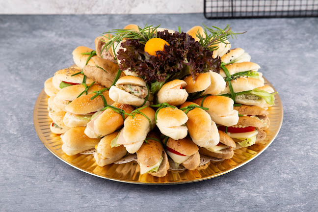 Opinii despre The Primrose Coffee shop (cakes) în Dubai - Hospitality and gastronomy