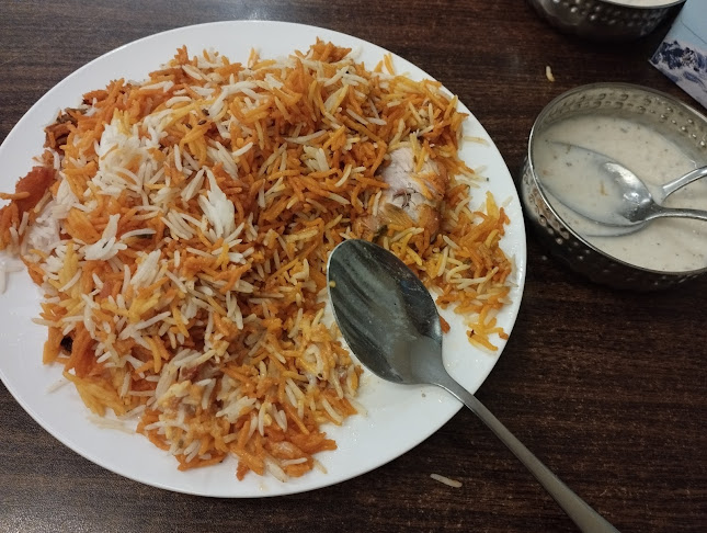 Opinii despre Daily Express Restaurant - Deira în Dubai - Hospitality and gastronomy