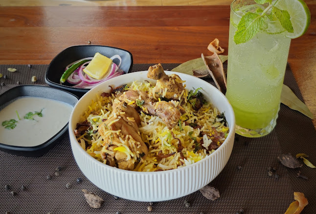 Comentarii opinii despre Peradiz Indian Restaurant