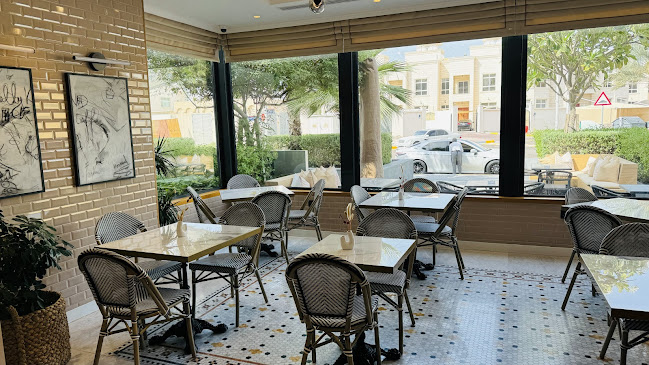 Comentarii opinii despre Knead Bakery & Patisserie