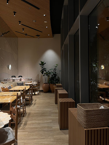 Somewhere Dubai Mall - Hospitality and gastronomy