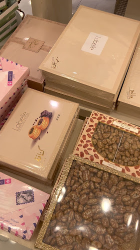 Labelle chocolates & flowers Khalifa