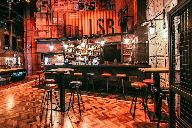 Lock, Stock & Barrel - Hospitality and gastronomy