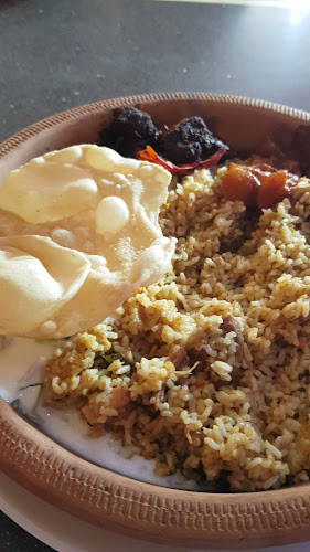 Opinii despre GREEN LAND RESTAURANT - KARAMA în Dubai - Hospitality and gastronomy