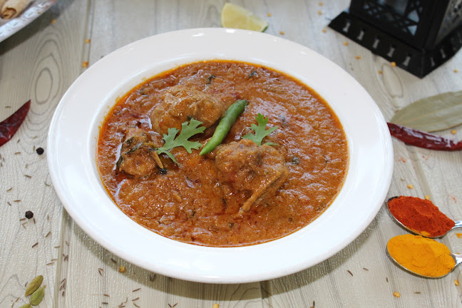 Mad Kitchen - Hospitality and gastronomy