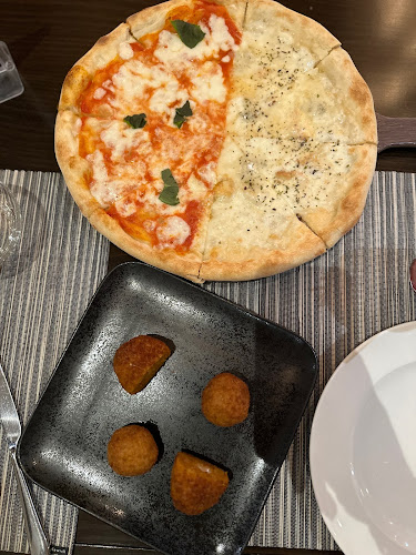 Opinii despre SACCI în Abu Dhabi - Hospitality and gastronomy