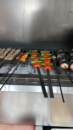 Opinii despre مطعم زهور الشام în Abu Dhabi - Hospitality and gastronomy