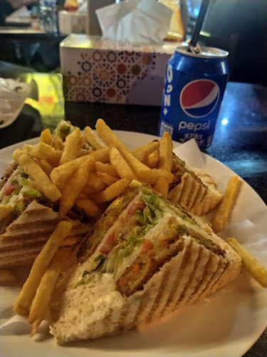 Sandwich Club Restaurant & Cafeteria - Hospitality and gastronomy