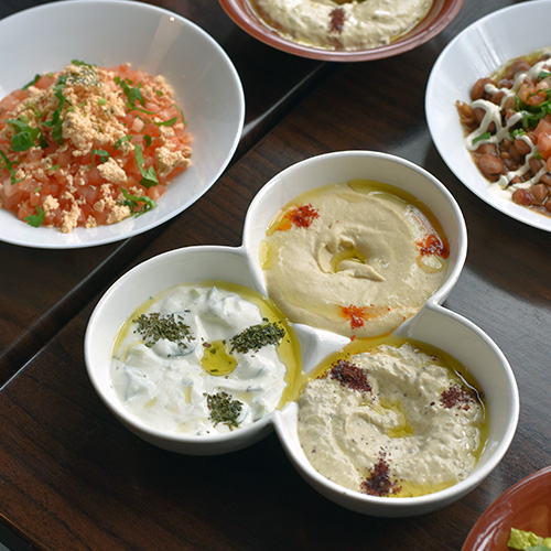 Opinii despre Arabesq Lounge & Cafe în Dubai - Hospitality and gastronomy