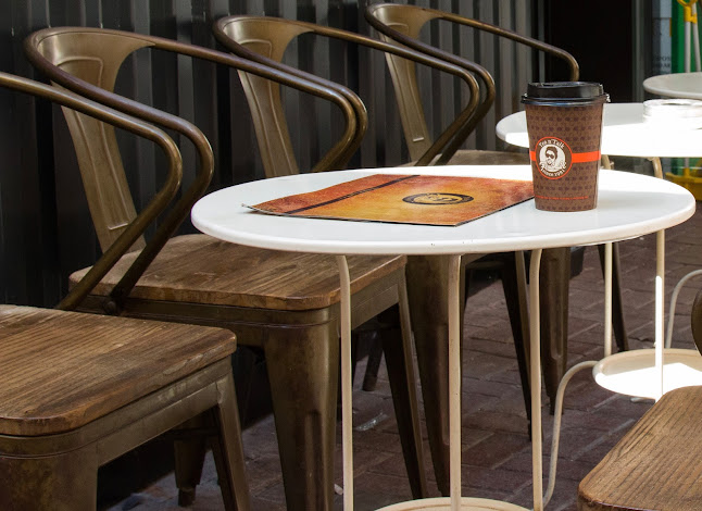 Filli Cafe | Airport road - Abu Dhabi - Abu Dhabi