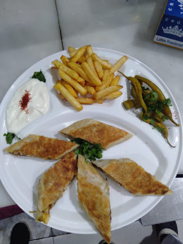 Opinii despre مطعم زهرة دمشق în Ajman - Hospitality and gastronomy