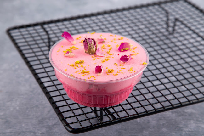 Opinii despre The Primrose Coffee shop (cakes) în Dubai - Hospitality and gastronomy