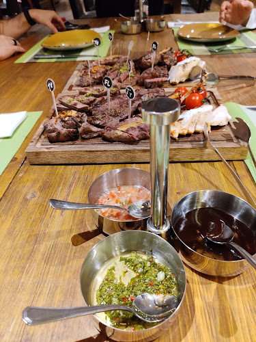 Opinii despre Fogueira Restaurant & Lounge în Dubai - Hospitality and gastronomy