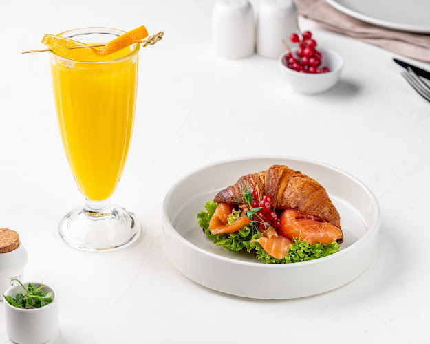 Sheikh Mohammed bin Rashid Blvd - Burj Khalifa - Dubai