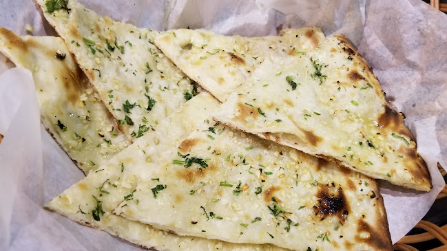 Qasr Al Shams Cafe & Restaurant - Hospitality and gastronomy