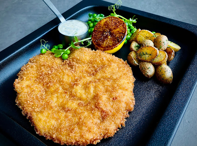 KETCH UP Dubai Restaurant