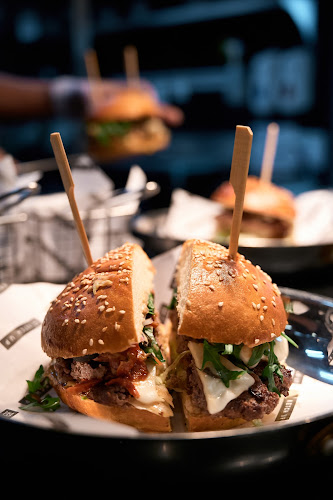 Opinii despre KETCH UP Dubai Restaurant în Dubai - Hospitality and gastronomy