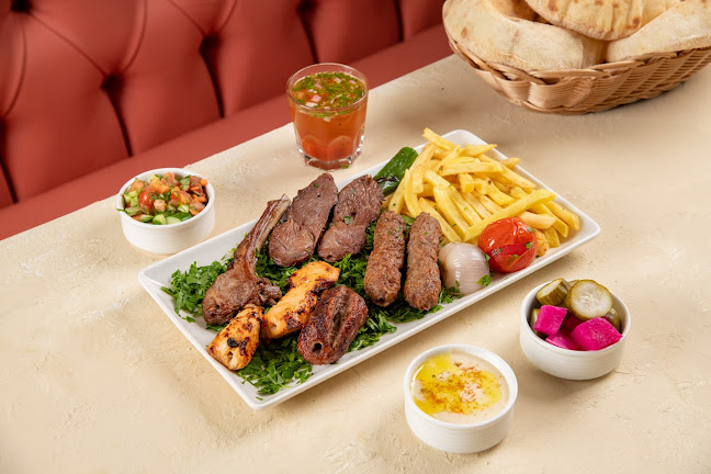 Abu Shakra Restaurant & Cafe مطعم و كافيه أبو شقرة - Dubai