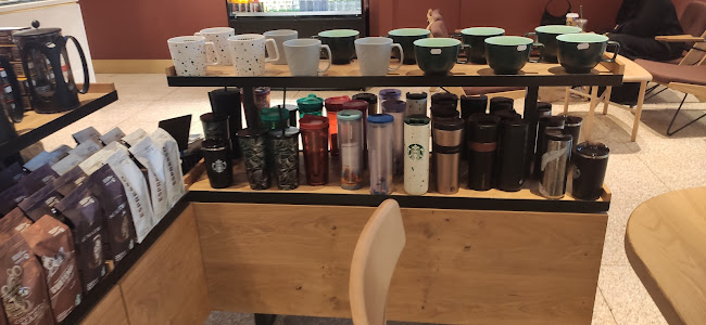 Starbucks - Hospitality and gastronomy