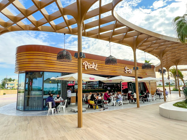 Pickl، 3 venue 2 - Street 2 - Al Fisht - Al Hirah beach Cluster - Sharjah