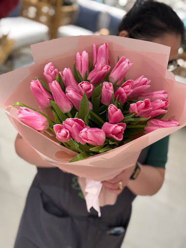 Double Jenya Flower Shop