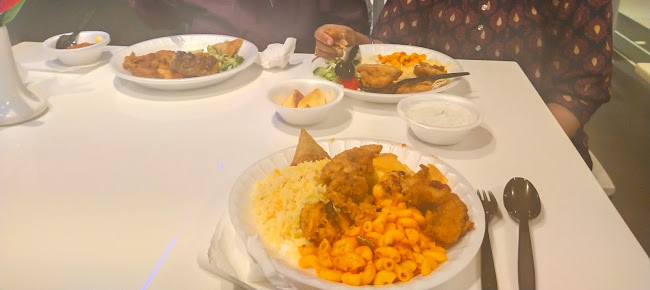 Opinii despre Unique Catamaran Marina Cruise în Dubai - Hospitality and gastronomy