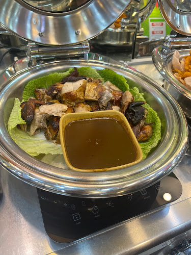 EAThans Lomi Restaurant & Bakery - Abu Dhabi